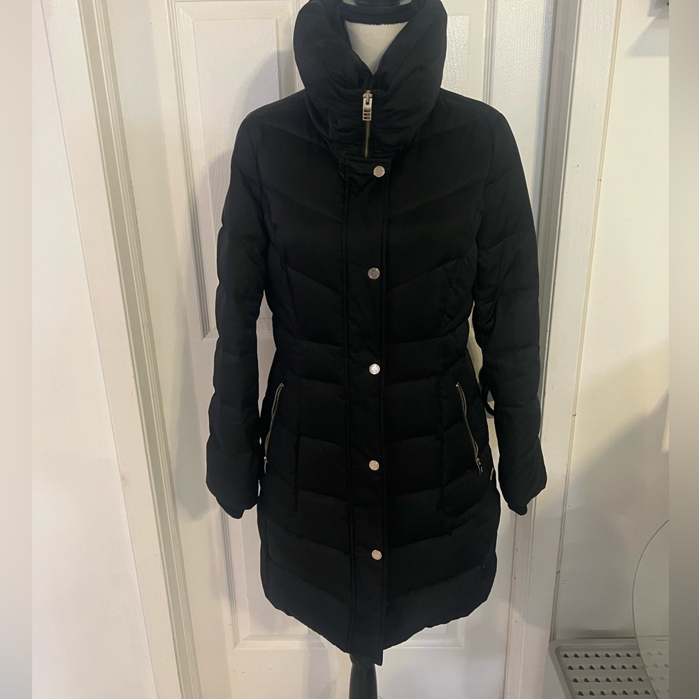Women Kenneth Cole puffer coat size M